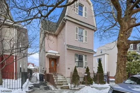 72 N 13th St, Newark, NJ 07107