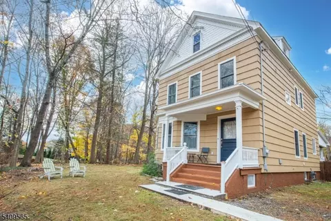 807 High Mountain Rd, North Haledon, NJ 07508