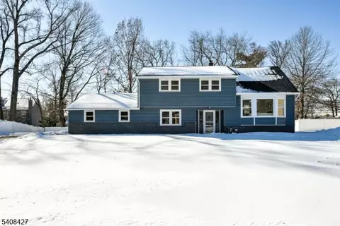 22 Glen Rd, Bound Brook, NJ 08805