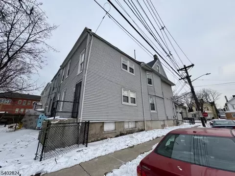 261 Park Ave, City Of Orange, NJ 07050 photo 2