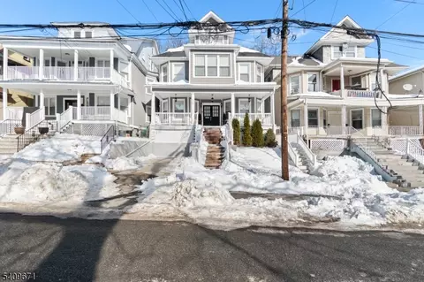 33-35 Mapes Ave, Newark, NJ 07112