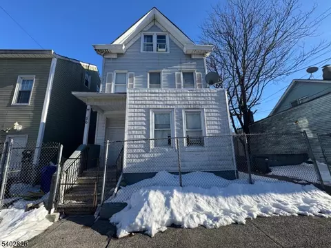 54 N 3rd St, Paterson, NJ 07522