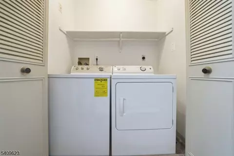 303 Maplecrest Rd, Edison, NJ 08820 photo 33