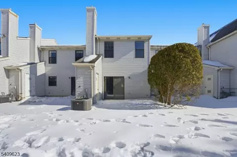 303 Maplecrest Rd, Edison, NJ 08820 photo 34
