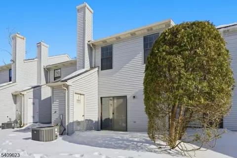 303 Maplecrest Rd, Edison, NJ 08820 photo 36