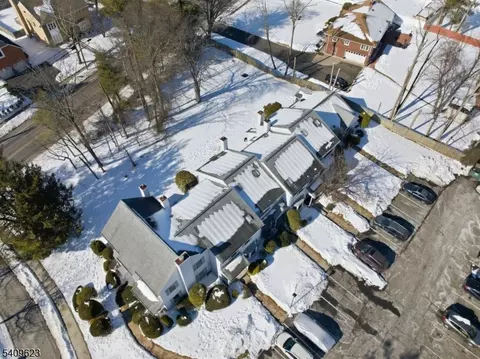 303 Maplecrest Rd, Edison, NJ 08820 photo 40