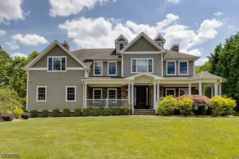 19 Carol Rd, Westfield, NJ 07090