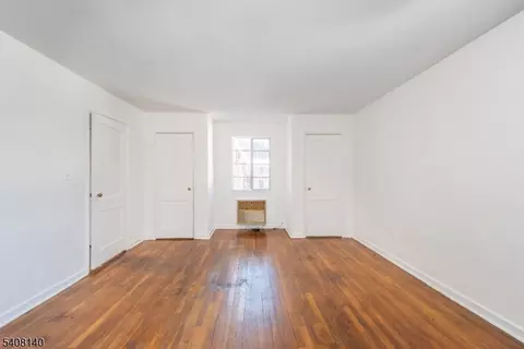 77 Troy Dr # B, Springfield, NJ 07081 photo 8