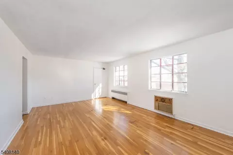 77 Troy Dr # B, Springfield, NJ 07081 photo 6