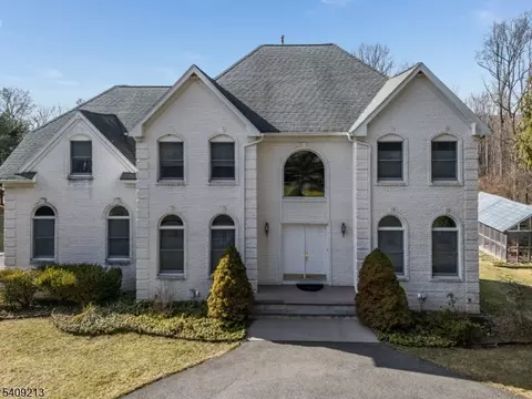 10 Kelsey Farm Rd, Milford, NJ 08848