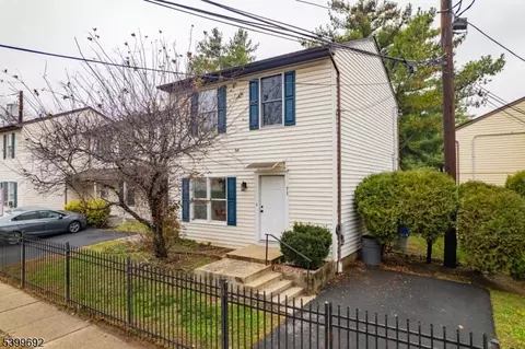 71 16th Ave #104, Newark, NJ 07103