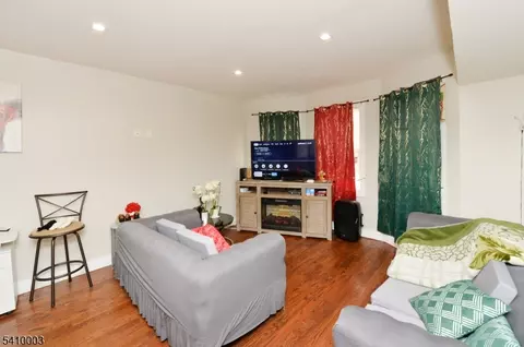 Living - 135 Scheerer Ave, Newark, NJ 07112 photo 1 of 1