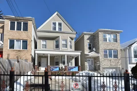 135 Scheerer Ave, Newark, NJ 07112