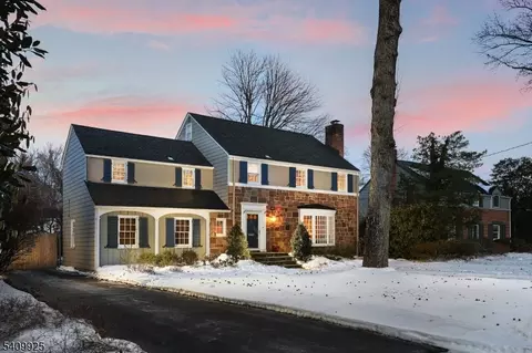 643 Nottingham Pl, Westfield, NJ 07090
