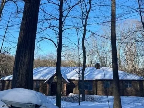 105 Kings Hwy, Long Valley, NJ 07853