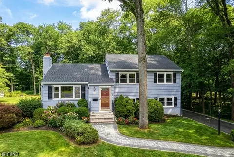 181 Center Ave, Chatham, NJ 07928