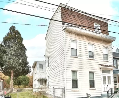 288 Mercer St, Phillipsburg, NJ 08865