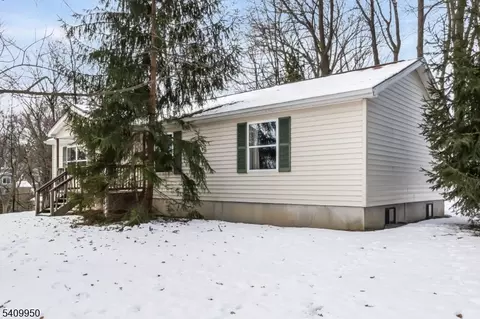 26 Ambar Pl, Bernardsville, NJ 07924