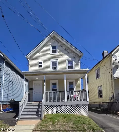 219 Stebbins Pl, Plainfield, NJ 07063