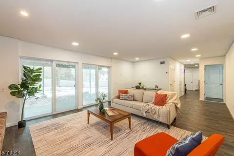 36 Yellow Brick Rd, Wayne, NJ 07470 photo 11
