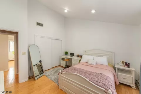36 Yellow Brick Rd, Wayne, NJ 07470 photo 28