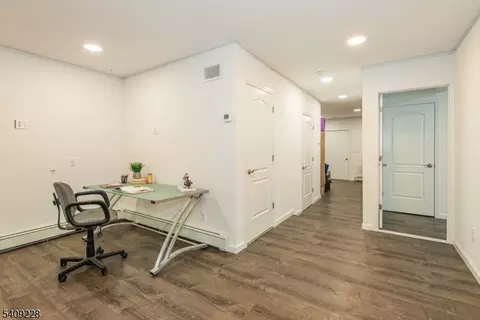 36 Yellow Brick Rd, Wayne, NJ 07470 photo 39