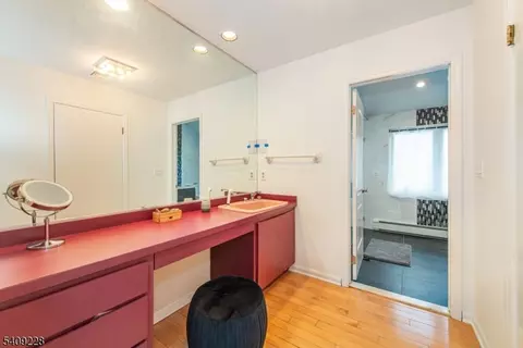36 Yellow Brick Rd, Wayne, NJ 07470 photo 22