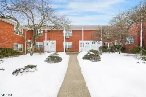 55 Knox Ter #1B, Wayne, NJ 07470