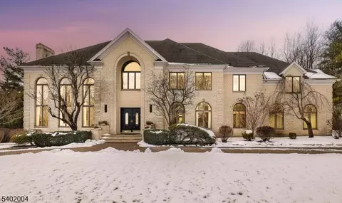 15 Quail Run, Warren, NJ 07059