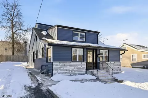 47 Nokomis Ave, Lake Hiawatha, NJ 07034