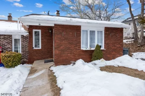 13 James St, Dover, NJ 07801