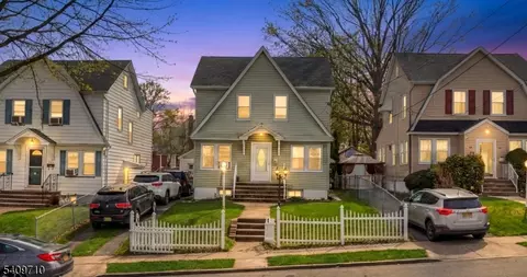 280 8th Ave, Paterson, NJ 07514