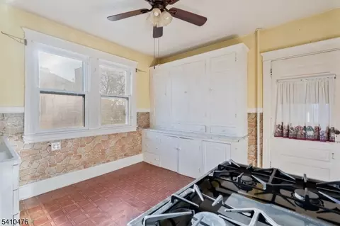 104 E Central Ave, Wharton, NJ 07885 photo 10