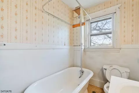 104 E Central Ave, Wharton, NJ 07885 photo 15
