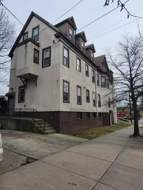 9 Madison Ave, Newark, NJ 07108