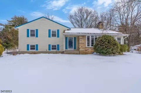94 Franklin Corner Rd, Lawrence Township, NJ 08648