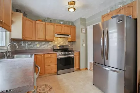 6 Herbert Ln, Hackettstown, NJ 07840 photo 9