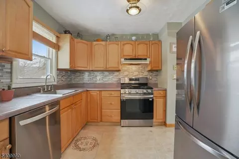 6 Herbert Ln, Hackettstown, NJ 07840 photo 8