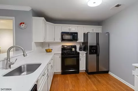 3104 Peer Pl, Denville, NJ 07834