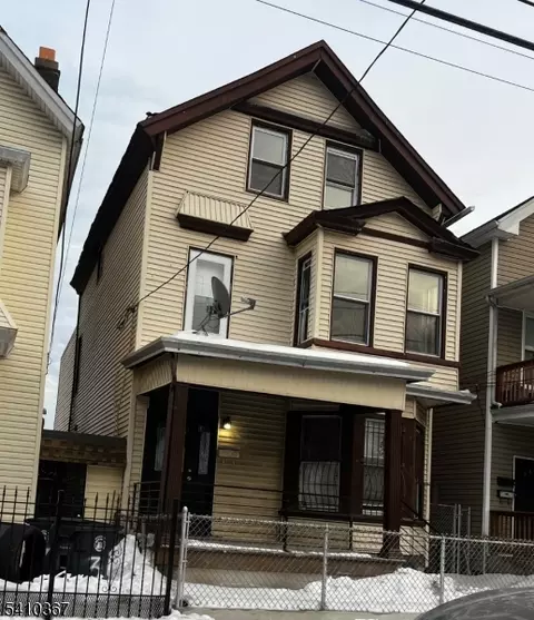 345 Summer Ave, Newark, NJ 07104