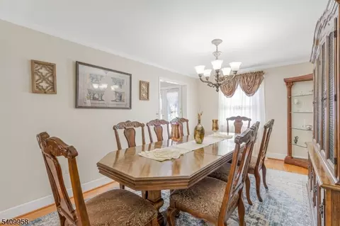 212 Vesper Ave, Middlesex, NJ 08846 photo 8