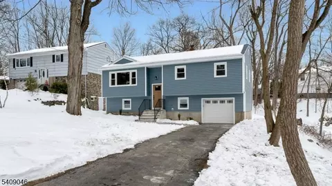 120 Star Lake Rd, Bloomingdale, NJ 07403
