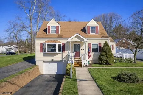 492 Eagle Rock Ave, Roseland, NJ 07068
