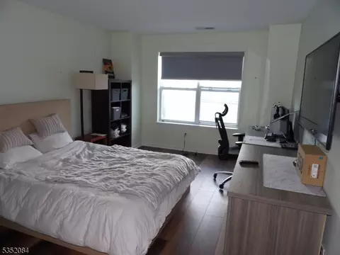 Bedroom - 8717 Brittany Dr, Wayne, NJ 07470 photo 2 of 2