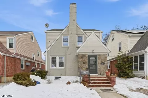 731 Woodland Ave, Roselle Park, NJ 07204