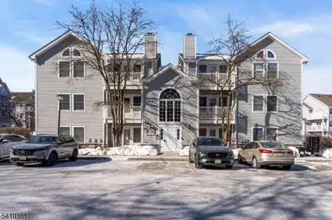 69 Genoble Rd, Montville, NJ 07045