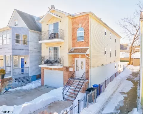369 Bradford St, City Of Orange, NJ 07050