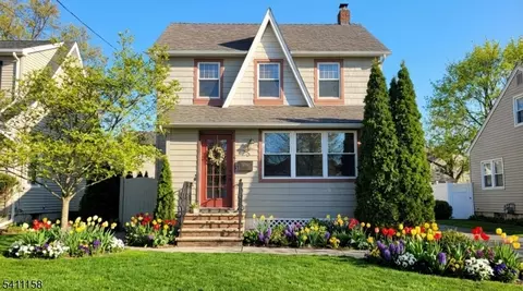 75 Chestnut Ave, Rochelle Park, NJ 07662