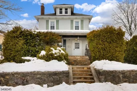 179 Pequannock St, Dover, NJ 07801