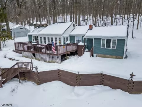 165 Glenside Trl, Sparta, NJ 07871